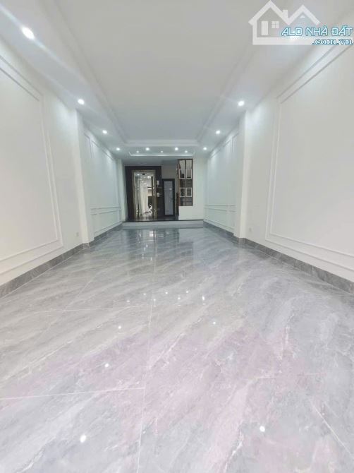 Bán nhà Phạm Văn Đồng, 47m2, phân lô, ô tô, nội thất lung linh,  nhỉnh 8tỷ. - 2