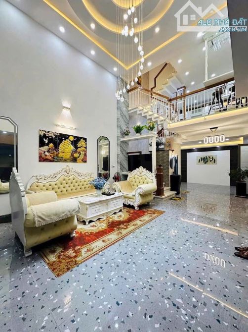 Đi nước ngoài định cư bán gấp nhà ở đường Quang Trung, Tăng Nhơn Phú B, Thủ Đức, giá 3 tỷ - 2