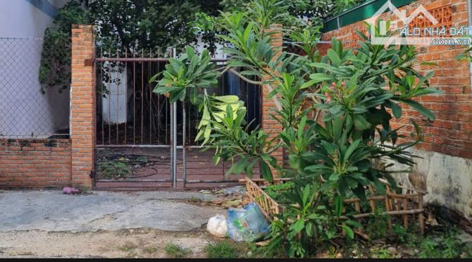 Bán 126m2 mặt tiền rộng 6m, Vĩnh hải, nha trang cách biển 180m, gần bãi tắm Hòn Chồng - 2