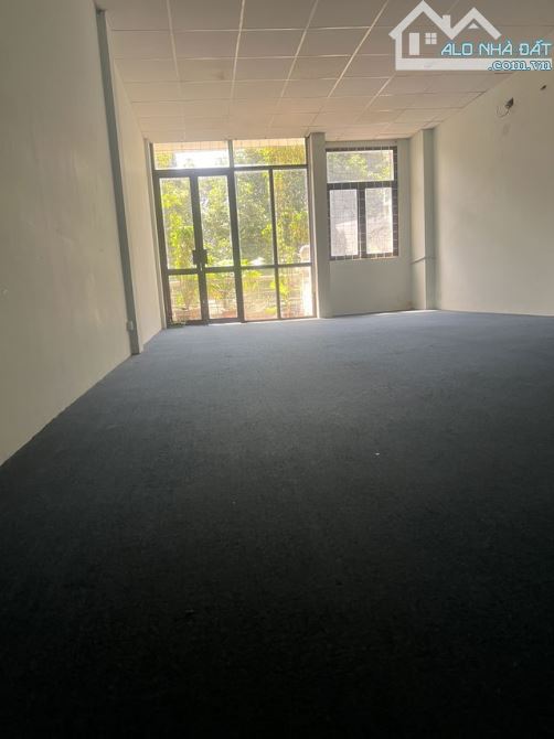 HÓT BÁN GẤP TRONG TUẦN - NGUYỄN THỊ MINH KHAI - 189M² - 7 TẦNG - 2