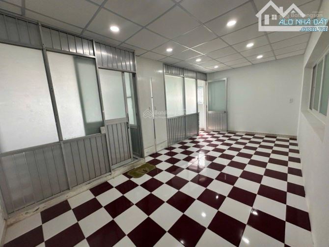BÁN NHÀ RIÊNG - DT: 6.5 x 25M( NỞ HẬU) TỔNG 200M - PHẠM HỮU LẦU - QUẬN 7, GIÁ 10.9 TỶ - 2