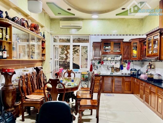 MẶT TIỀN SIÊU HIẾM PHƯỜNG TÂN SƠN NHÌ-TÂN PHÚ-46M2-ĐƯỜNG 10M-CHỈ NHỈNH 6 TỶ XÍU - 2
