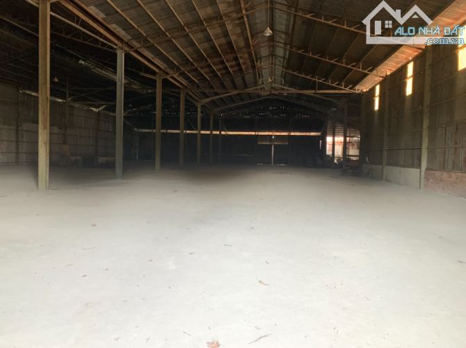 💥💥 Cho thuê Kho Xưởng 2.400m2 Bình Chánh. Điện bình, xe Container 24/24. - 2