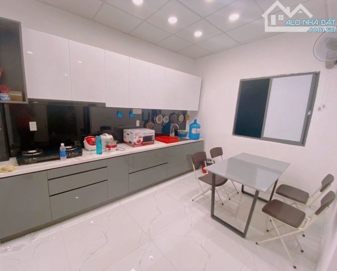 Nhà 4 tấm vào ở ngay, đối diện công viên Bùi Đình Túy, Bình Thạnh, 4,5x16m giá cực tốt - 2