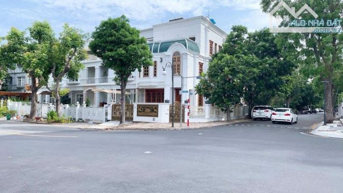 Cho thuê gấp biệt thự Mỹ Giang 2, Phú Mỹ Hưng, Quận 7 - 2