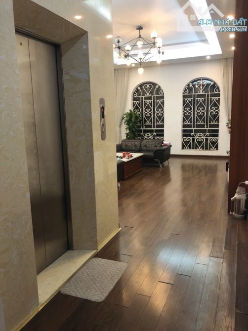 BÁN NHÀ 5 TẦNG THANG MÁY, TẶNG 100% NỘI THẮT XIN SÒ, PHỐ YÊN LỘ, ĐÔ NGHĨA HÀ ĐÔNG, DT:100M - 2