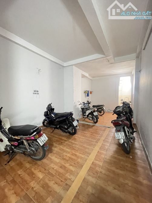 Nhà mt 4 tầng Trung Mỹ Tây, Quận 12, 4x30m, 15phong, hơn 8 tỷ - 2