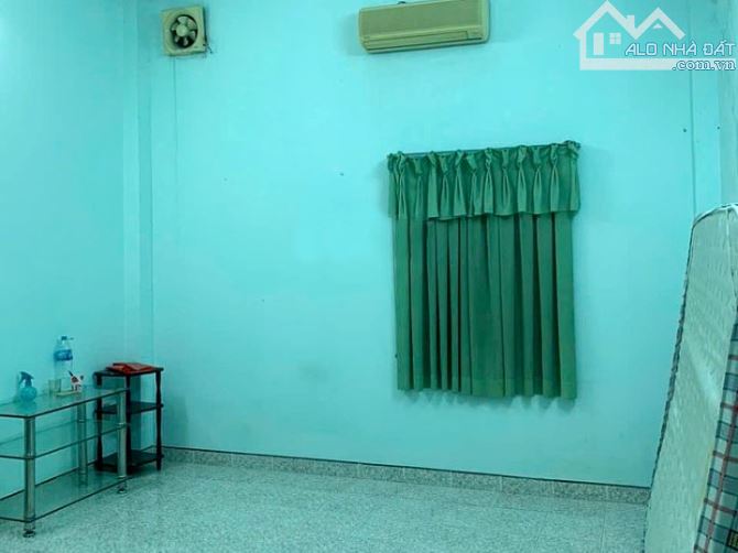 Cho thuê nhà 3 lầu, 4 phòng mặt tiền Khu Miếu Nổi, Phú Nhuận - 2