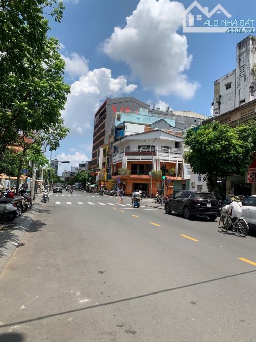 Cho thuê Mặt bằng MT Nguyễn Khắc Nhu, Q1 - DT 4x14m, Giá 29tr/tháng TL - KD tự do - 2