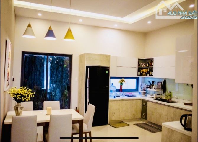 BÁN ĐẤT TẶNG NHÀ - MỸ AN - NGŨ HÀNH SƠN - KIỆT Ô TÔ TRÁNH - 102 M2 - 9,X TỶ - 2