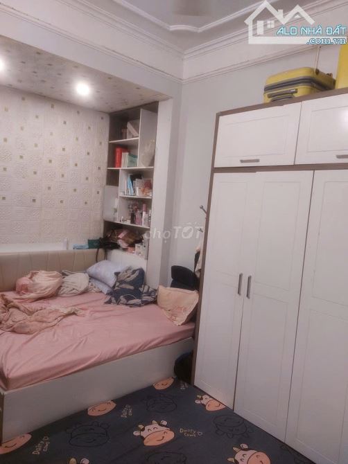 Bán nhà tập thể Láng Hạ 70m2 chia 2 ngủ 2 wc đã sửa đẹp như ảnh - 2