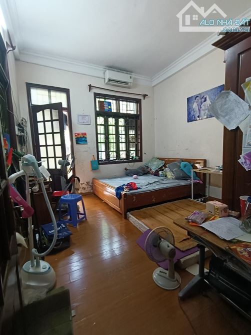 BÁN NHÀ PHỐ NGUYỄN TRÃI, HÀ ĐÔNG_TRUNG TÂM PHỐ  CỔ, LÔ GÓC 3 THOÁNG, GẦN MẶT PHỐ_DT:50M - 2