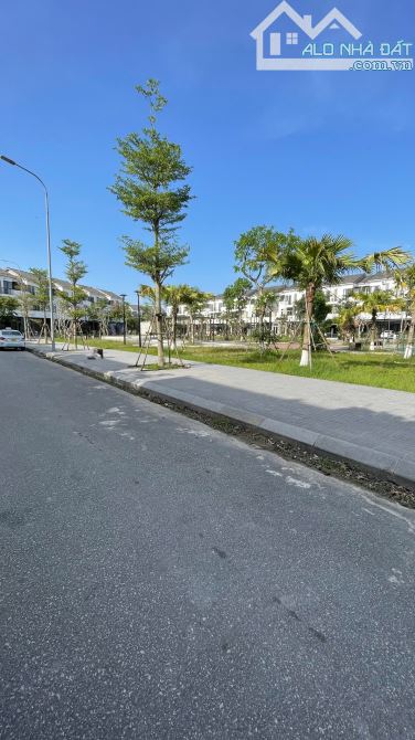 Nhà 3 tầng 80m2 khu C - Royal Park view công viên trung tâm - 2