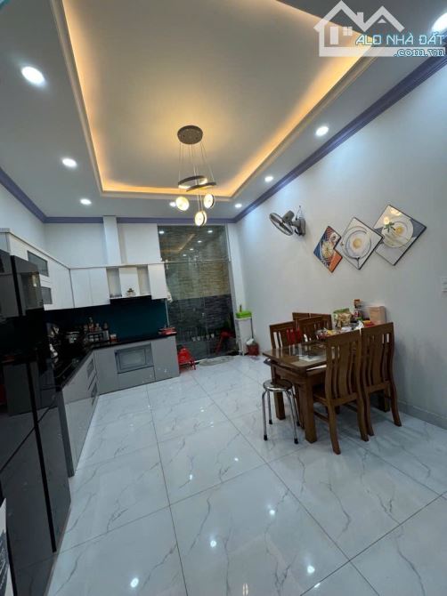 Bán nhà 4 tầng gần chợ Gò Xoài- giáp Tân Phú, tặng nội thất cao cấp- 56m2, chỉ nhỉnh 6 tỷ - 2