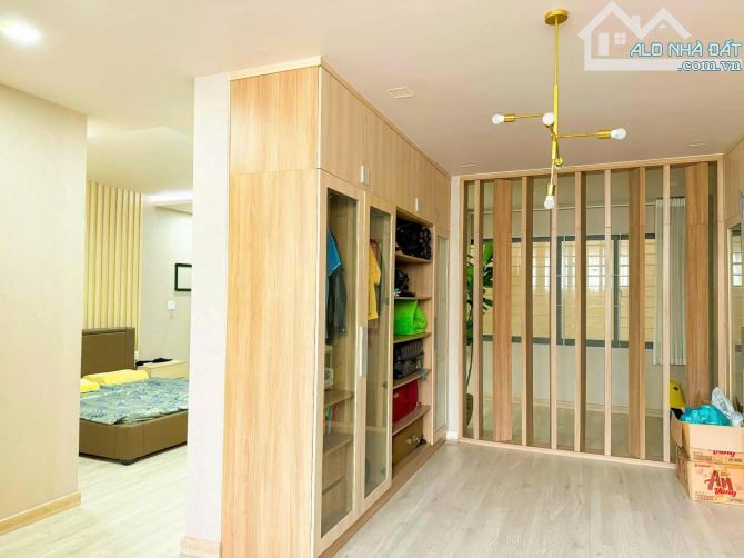 BIỆT THỰ 7 TẦNG 200M2 NGANG 12.5 – HẦM, HỒ BƠI – NGAY NHÀ GA T3 – CHỈ 69 TỶ TL - 2