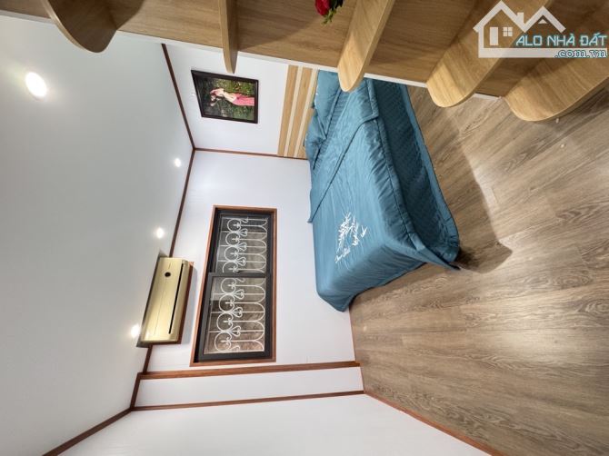NGÕ TÔ HOÀNG - PHỐ BẠCH MAI 45M X 3 TẦNG N.H.À MỚI CỨNG - NỘI THẤT LONG LANH - Ở NGAY - 2