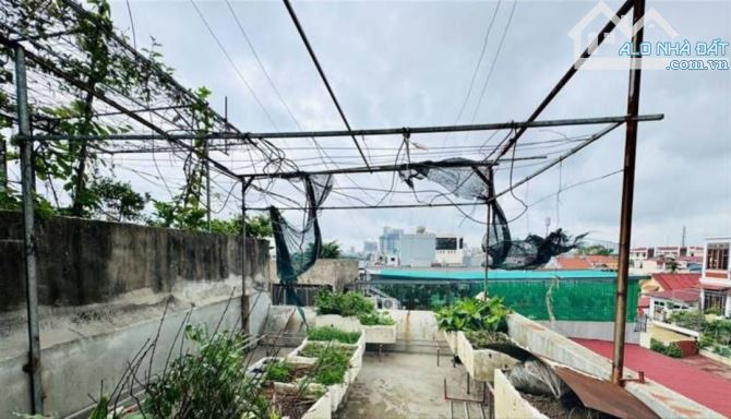 Bán nhà Đà Nẵng, Vạn Mỹ, Ngô Quyền, Hải Phòng. 4,5 tầng, 40m2, 3,25 tỷ. Ngang 3,6m, d2n - 2