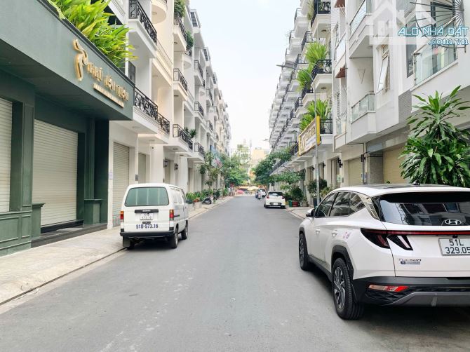 Bán nhà hẻm 212 Thoại Ngọc Hầu, phường Phú Thạnh, quận Tân Phú dt 8x19m giá 19,9 tỷ - 2