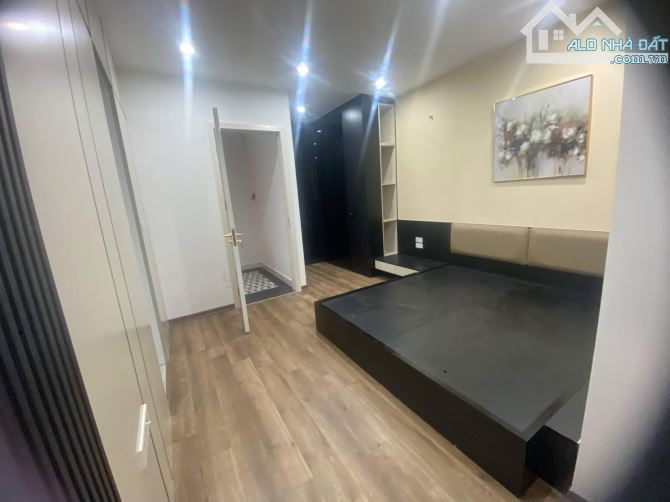 DUY NHẤT 1 CĂN - NHÀ ĐẸP PHỐ MINH KHAI - NGÕ RỘNG - FULL NỘI THẤT - XE 3 GÁC CHẠY VÈO VÈO - 2