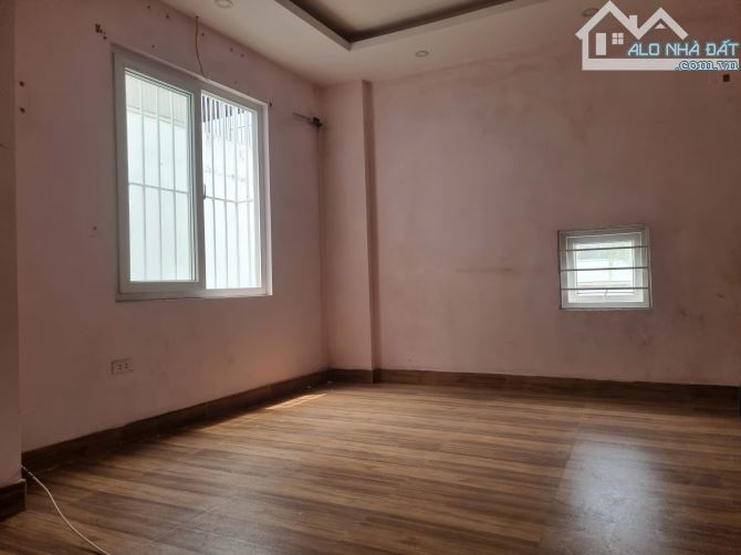 Cần bán nhà ngõ 55 Tứ Liên-Phường Tứ Liên-Tây Hồ-Hà Nội 31.8m2x4T, MT6.5m, giá 4.56 tỷ - 2