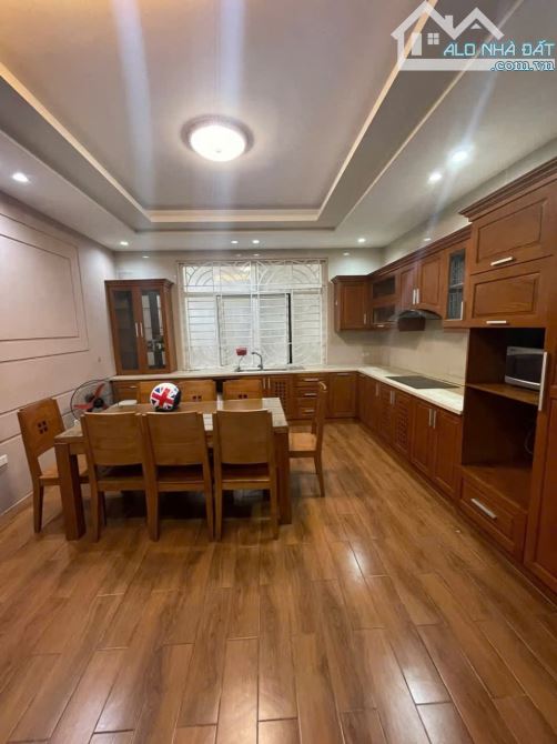 CHO THUÊ NHÀ 4 TẦNG NGUYỄN VĂN LỘC GIÁ 27 TRIỆU, KINH DOANH VP - 2