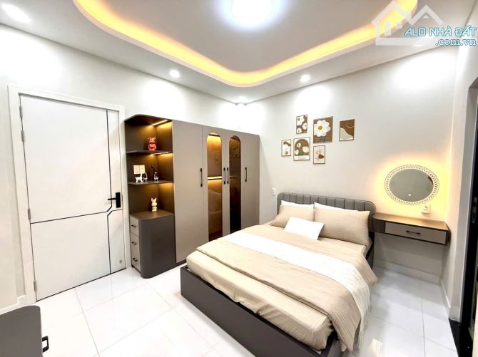 HẺM XE HƠI - HOÀNG HOA THÁM - BÌNH THẠNH - 4 TẦNG - 52M2 (4 x 13) - CHỈ 8,38 TỶ - 2