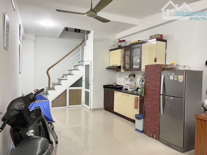 BÁN NHÀ NGỌC LÂM, LONG BIÊN- 66M2, 4 TẦNG, LÔ GÓC 3 THOÁNG, GẦN PHỐ, NHỈNH 9 TỶ - 2