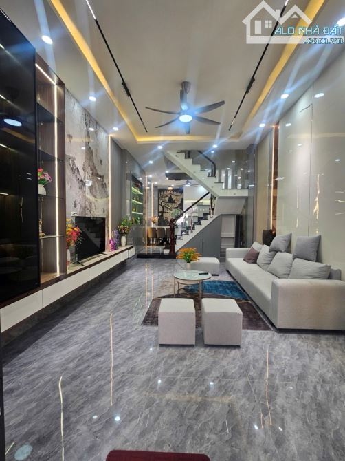 HXH Phan Huy Ích - Gần Emart - 4 Tầng 72m² - Giá 8.2 tỷ - 2