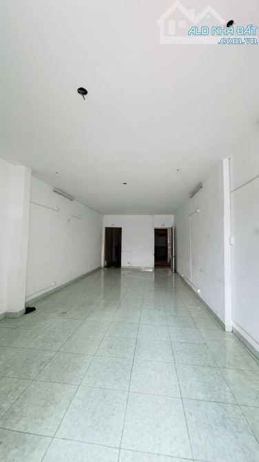Nhà mặt tiền trung tâm Nha Trang đường Trần Bình Trọng, phường Phước Tiến - 2