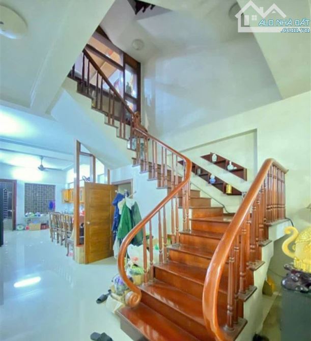 Bán nhà Mặt Đường Chợ Hàng Mới, vị trí cự đẹp - 2