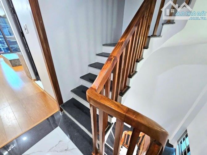 NHÀ ĐẸP XUÂN ĐỈNH - LÔ GÓC - Ô TÔ - 40m2 x 5 Tầng x Mặt tiền: 4M - VIEW ĐẸP - CHỈ 7.5 TỶ - 2