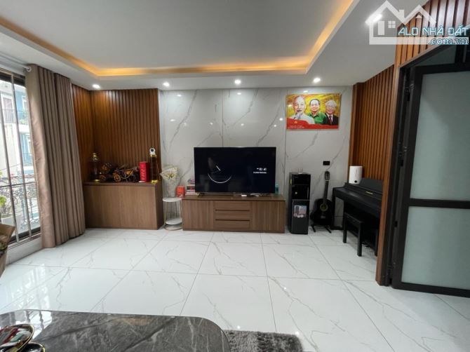BÁN GẤP NHÀ PHÂN LÔ QUANG TRUNG 50M2 MT5 7 TẦNG THANG MÁY KINH DOANH - 2
