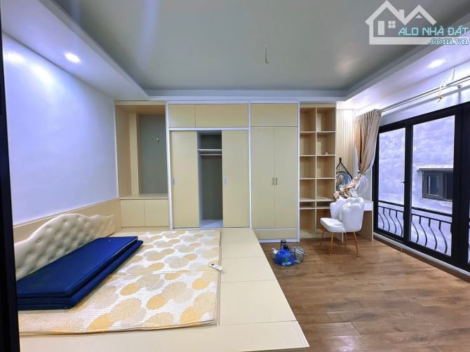Bán Nhà Lạc Long Quân Tây Hồ-Nhà Mới Đẹp Gần Phố Gần Hồ Tây-30m 5 Tầng Mt 6m Giá 7,4 Tỷ - 2