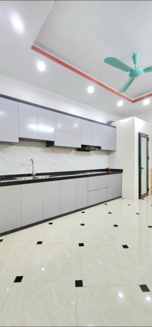 Bán nhà Thanh Lương - Bạch Đằng - Hai Bà Trưng - gần 50m - 6 tầng thang máy - nhỉnh 9 tỷ - 2