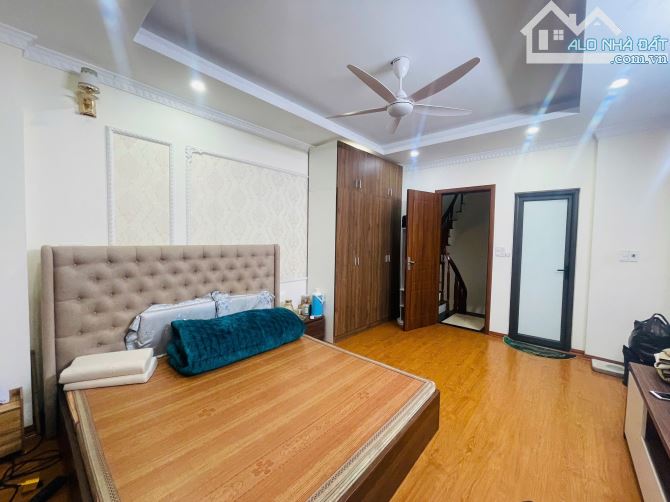 HÀNG HIẾM 32m2 PHƯƠNG CANH 5 TẦNG - Ô TÔ  ĐỖ CỬA - LÔ GÓC 3 THOÁNG - NỘI THẤT ĐẦY ĐỦ - 2