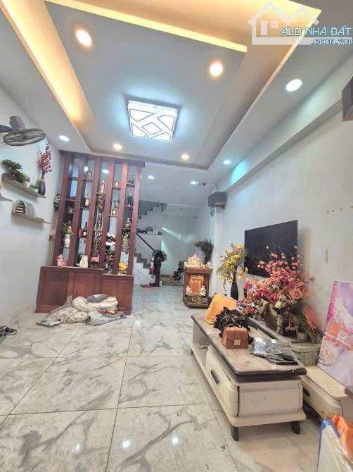🌈🌸LẠC LONG QUÂN -TÂN BÌNH- GIÁP Q10-44M2-4 TẦNG -CHỈ 6,9TỶ .  +Diện tích: 4 x 11m (44m²) - 2