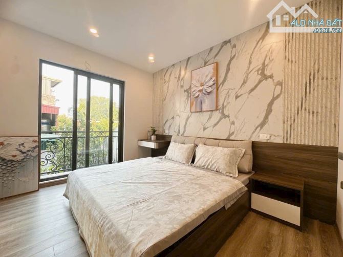 CHỐT LÀ LỜI NGAY: NHÀ SÀI ĐỒNG SIÊU HIẾM, Ô TÔ NGỦ TRONG NHÀ, 37M2, chỉ nhỉnh 6TỶ - 2