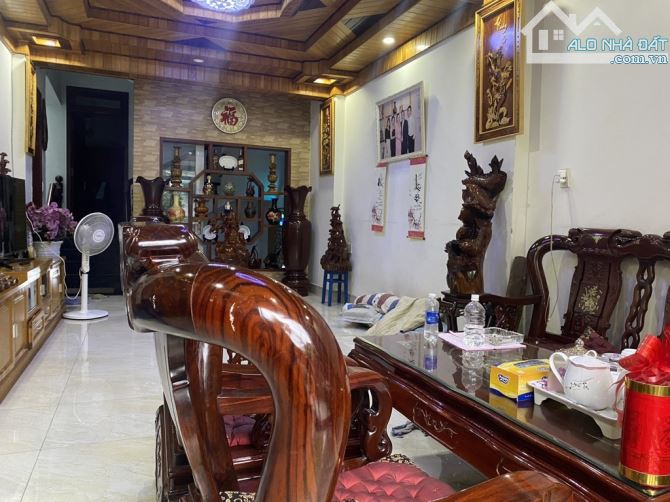 NGỘP BANK - BÁN MẶT TIỀN KINH DOANH - CHỢ VẢI PHÚ THỌ HOÀ - TÂN PHÚ - 88M2 - 4 TẦNG - 2