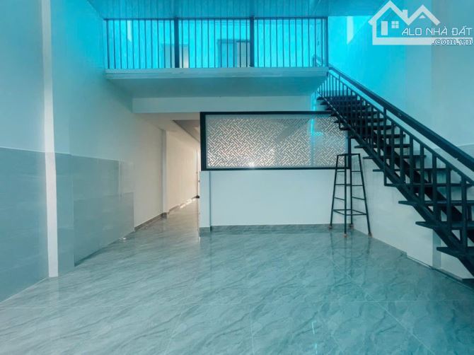 Nhà 2 Tầng MẶT TIỀN SÁT CHỢ THỚI AN,(5MX26M) Trần Thị Cờ Quận 12 - 2