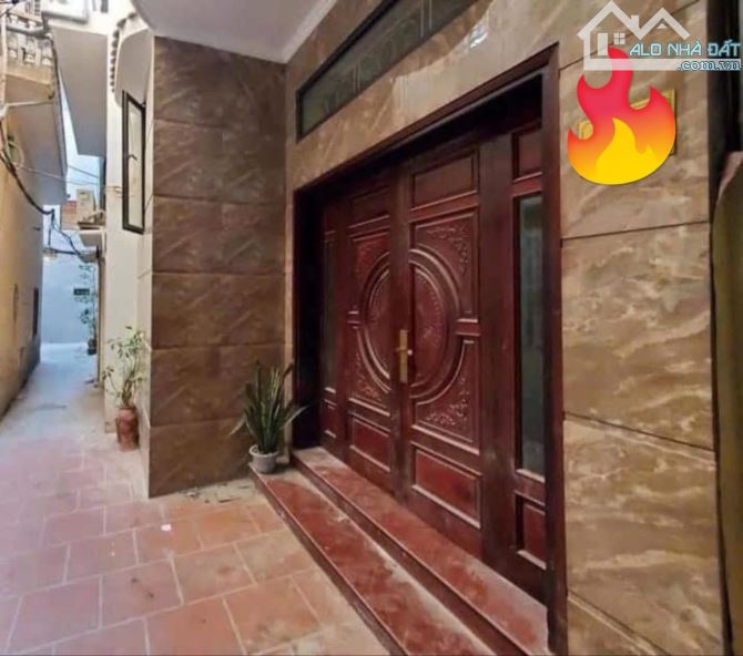 HÀNG HIẾM - ĐỐNG ĐA - 30m2 - 6 TỶ - 2