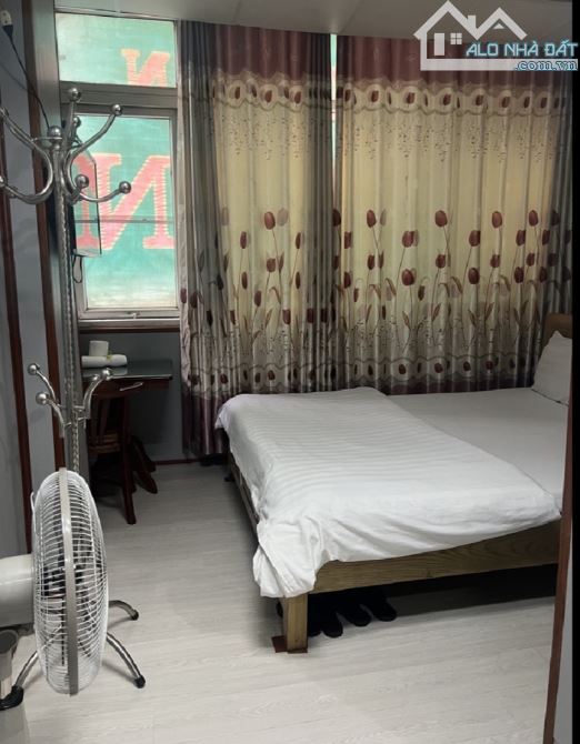 Mặt Phố Phủ Doãn/ 65 Tỷ / 77 M2 / 8 Tầng/ 3.8 M tiền - 2
