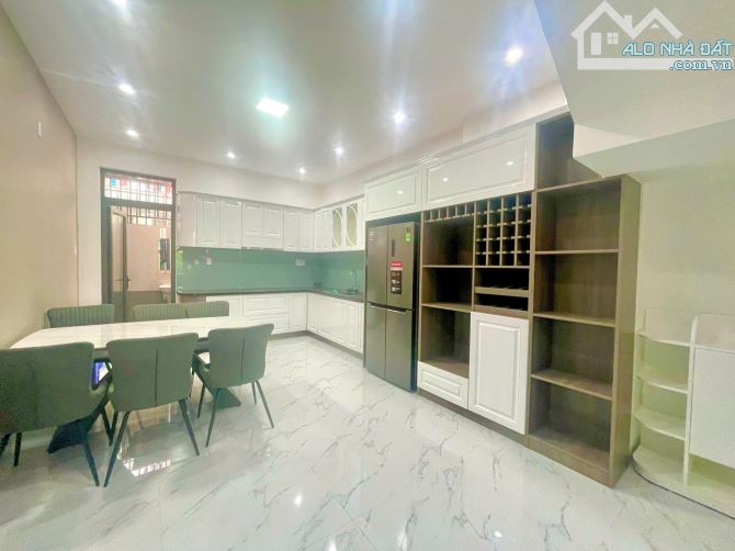 Bán nhà 3 tầng có hồ bơi mini đường số 10 KĐT Hà Quang 2, Nha Trang. DT 80m2 giá 7,15 tỷ - 3