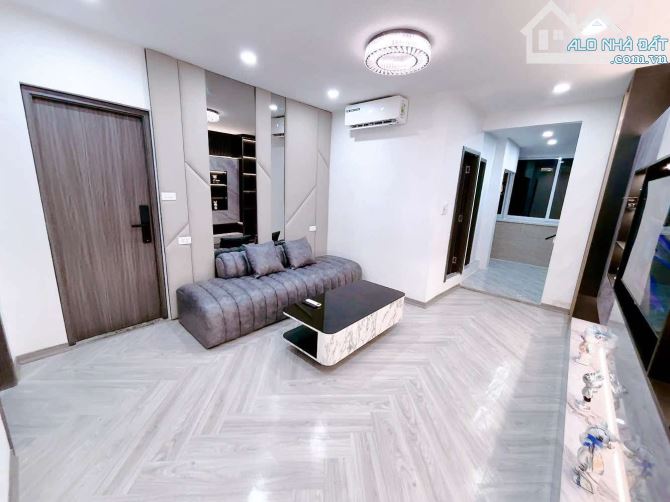 SIÊU ĐẸP-TẬP THỂ NỘI THẤT XỊN HƠN CẢ CHUNG CƯ CAO CẤP-VIEW MẶT PHỐ THI SÁCH- 2 MẶT THOÁNG - 3