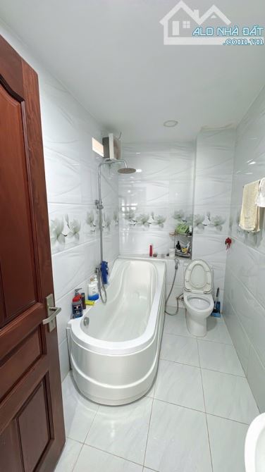 Vip Quang Trung phường 10 Bán nhà đẹp hẻm xe tải 4*20 vị trí kinh doanh - 3