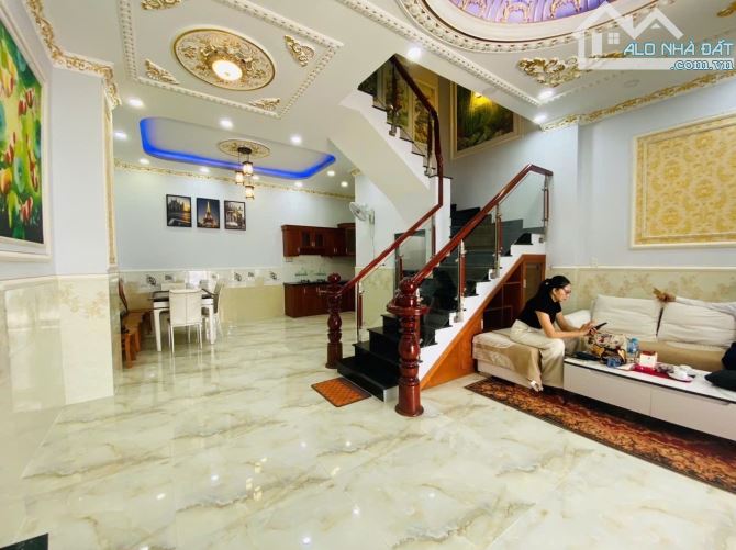 Bán nhà Thị trấn Nhà bè giá rẻ 58m 4 tầng chỉ 5.3 tỷ - 3
