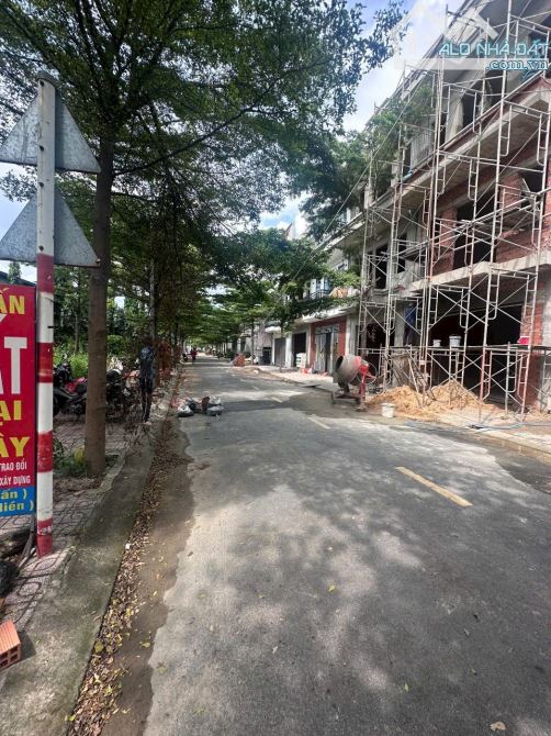 Bán nhà 2 lầu MT An Phú 18,kinh doanh tốt 5x16m - 3