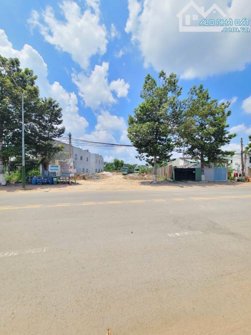 đất 558.2m2 20Ty TL (10x57) MT đường Bùi Thị Xuân p.Tân Bình Tp.Dĩ An - 3