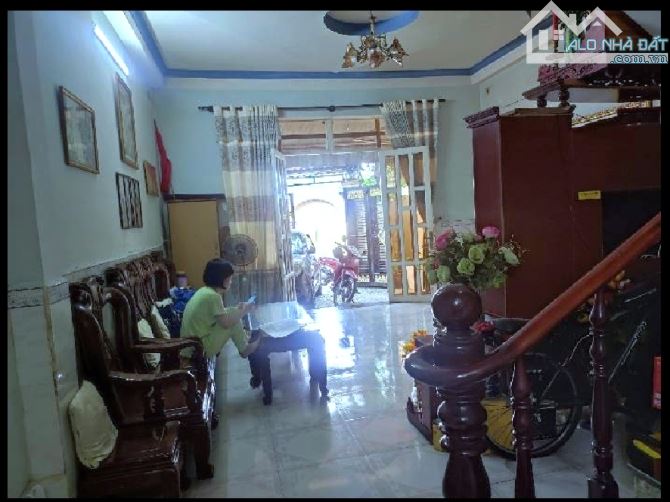 BÁN NHÀ MẶT TIỀN 3 TẦNG 115M2(5X23) ĐƯỜNG THẠNH LỘC 41, QUẬN 12. 6 TỈ - 3