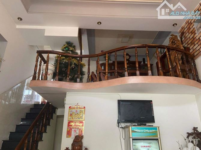 Cần bán nhà Thông Thiên Học đường ô tô nhà đẹp giá rẻ gần trung tâm. - 3