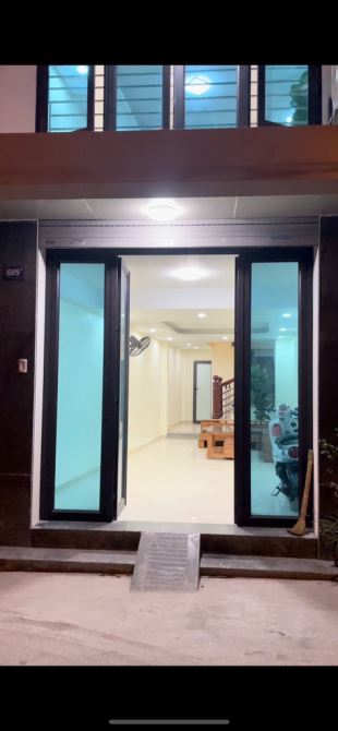 BÁN NHÀ LĨNH NAM HOÀNG MAI 40M - DÂN XÂY CHẤT - THOÁNG SÂNG - GIÁ CHỈ 6.2 TỶ - 3